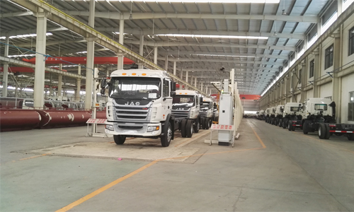 江淮格爾發(fā)<a href=http://www.yingyingchuanmei.cn/ssc target=_blank class=infotextkey>灑水車</a>批量出口委內(nèi)瑞拉