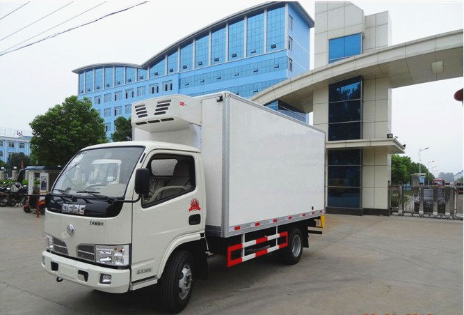 東風(fēng)福瑞卡<a href=http://www.yingyingchuanmei.cn/lcc/ target=_blank class=infotextkey>冷藏車(chē)</a>