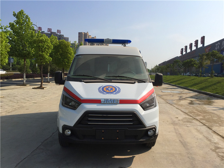 江鈴特順救護(hù)車(chē)短軸中頂(國(guó)五)