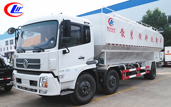 30立方東風(fēng)天錦小三軸<a href=http://www.yingyingchuanmei.cn/siliaoche/ target=_blank class=infotextkey>飼料車</a>