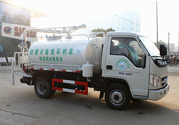 吸糞帶灑水車(chē) 吸糞帶灑水車(chē)